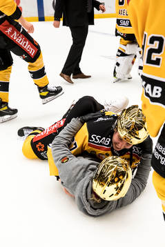 Luleå spelarna jublar