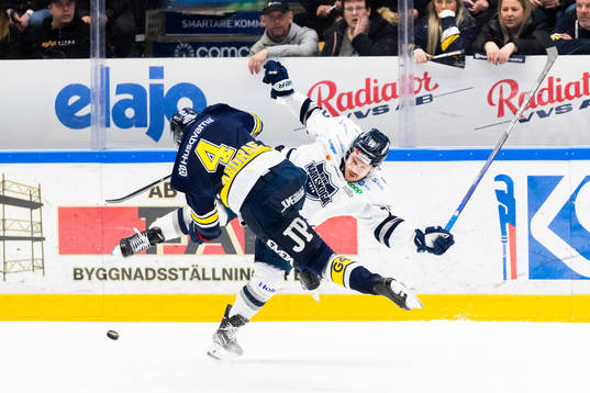 s Emil Andrae och Karlskogas Viktor Lennartsson