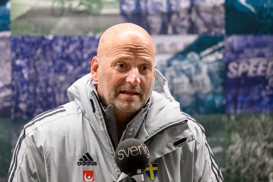 Assistant coach Magnus Wikman of the Swedish women's