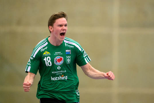 Kungälvs Isak Hane jublar