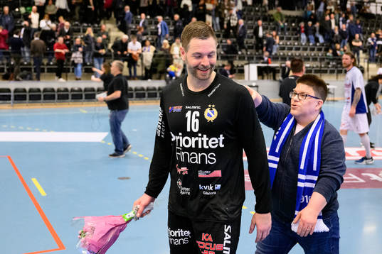 Redbergslids målvakt  Andreas Palicka jublar
