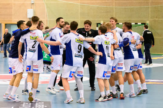 Redbergslids spelare jublar