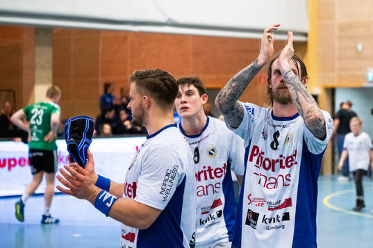 Redbergslids Tobias Johansson tackar publiken