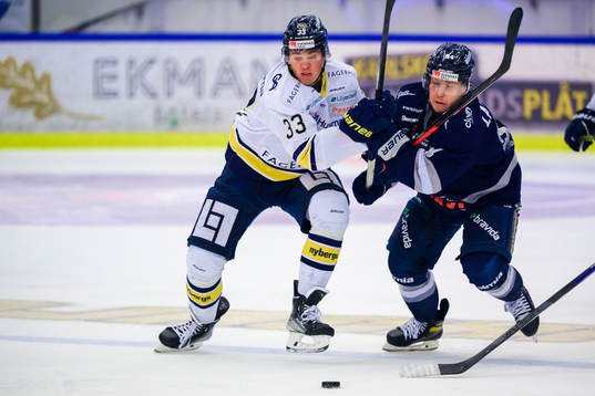 s Måns Lindbäck och Karlskogas Henrik Larsson
