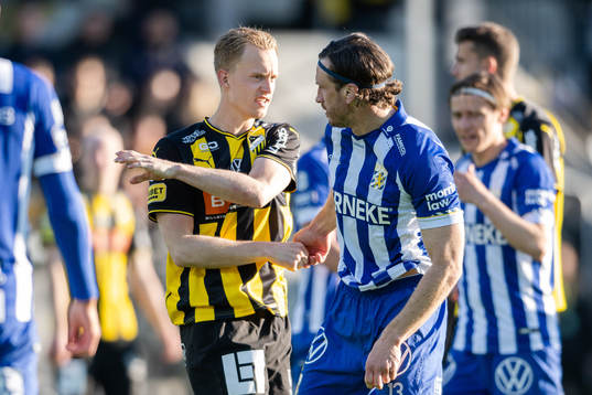 Häckens Gustav Berggren och IFK Göteborgs Gustav Svensson