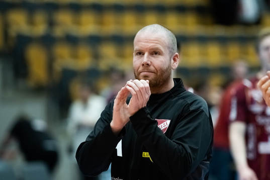 Lugis tränare Marc Uhd jublar