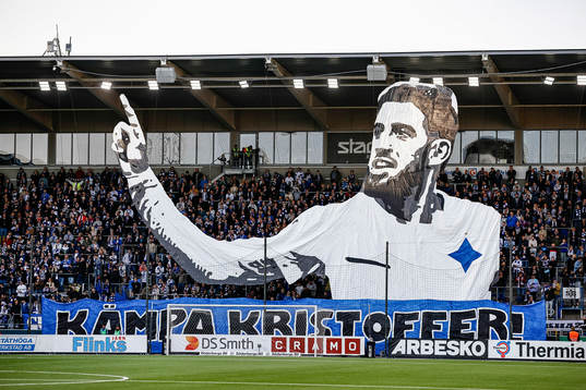 Tifo som hyllar sjuke IFK Norrköpings Kristoffer Khazeni
