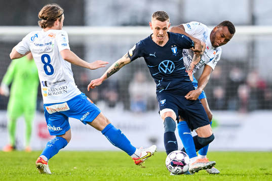 Värnamos William Kenndal och Abdussalam Magashy