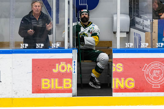 Björklövens Daniel Rahimi i utvisningsbåset