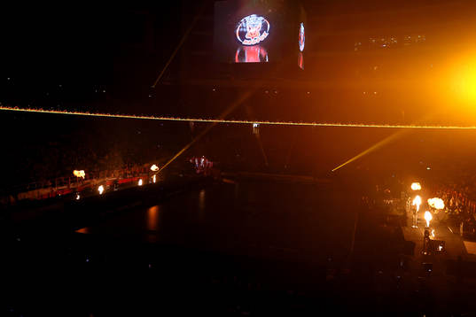 Intro innan finalen i damernas SSL mellan Pixbo och Team