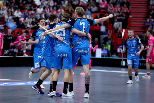 Kalmarsunds Kim Nilsson jublar