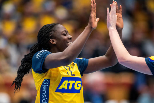 Charité Mumbongo of Sweden celebrates