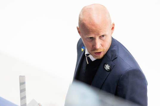 s assisterande tränare Tobias Thermell