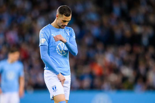 Malmö FFs Veljko Birmancevic deppar
