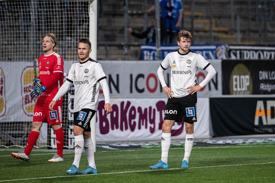 Örebros Niclas Bergmark deppar