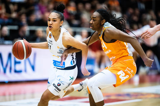 Luleås Brooke McCarty Williams och Norrköpings Taylor