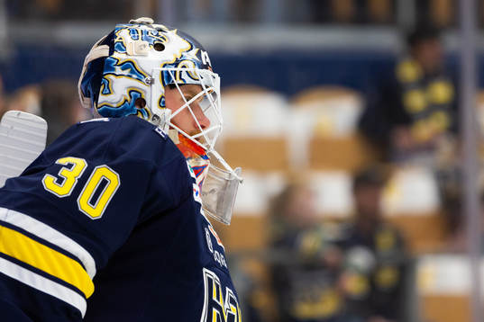 s målvakt Adam Åhman