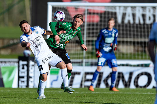 Sirius Edi Sylisufay och Varbergs Hampus Zachrisson