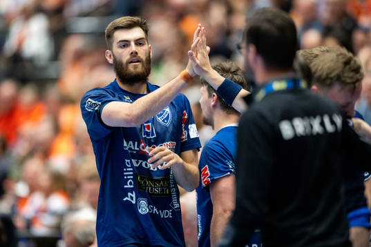 Skövdes Bjarni Valdimarsson jublar
