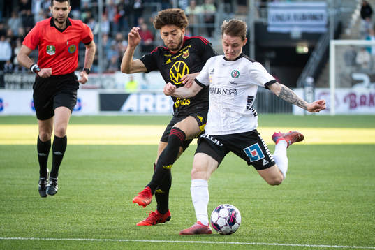 Bläddra bland fler bilder av Fotboll, Superettan, Örebro - Östersund