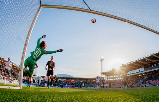 Östersunds målvakt Andrew Robert Mills