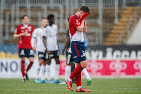Östers Alex Thor Hauksson deppar