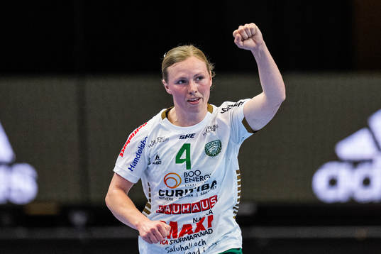 Skurus Alexandra Bjärrenholt jublar