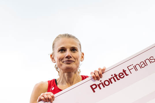 Hanna Lindholm,  Högby IF, på prisutdelningen för
