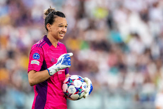 Goalkeeper Claudia Endler of Lyon