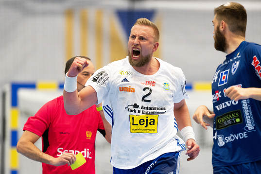 Ystad IFs Anton Månsson jublar