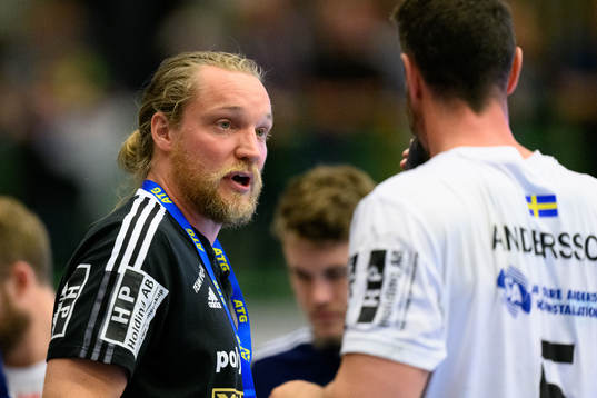 Ystad IFs tränare Oscar Carlén