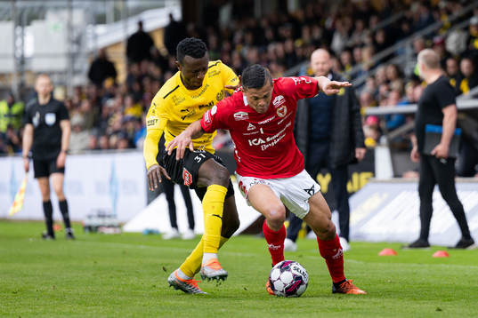 Mjällbys Silas Nwankwo och Kalmars Romario Pereira Sipiao