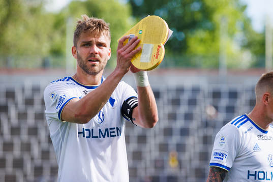 IFK Norrköpings Christoffer Nyman jublar och tackar