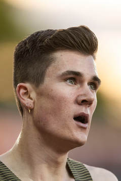 Jakob Ingebrigtsen of Norway celebrates