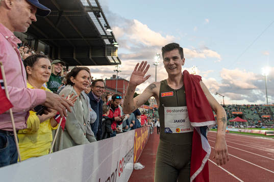 Jakob Ingebrigtsen of Norway celebrates