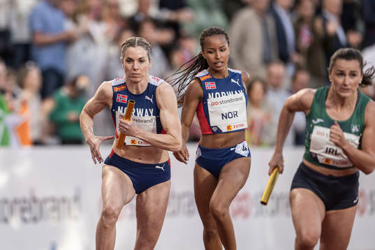 Elisabeth Slettum and Lakiri Ertzgaard of Norway compete in