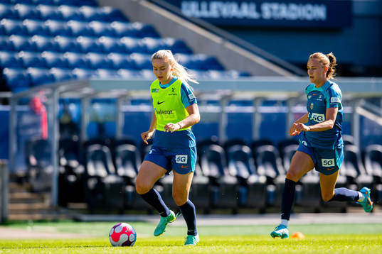 Anna Jøsendal and Caroline Graham Hansen of the Norwegian