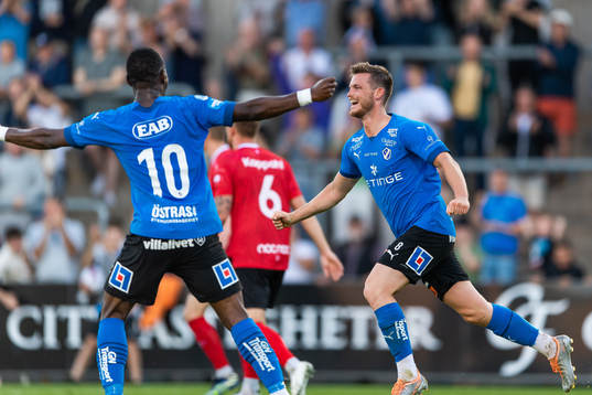 Halmstads Jonathan Svedberg jublar