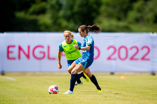 Julie Blakstad and Tuva Hansen of the Norwegian national