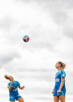 Amalie Eikeland and Elisabeth Terland of the Norwegian