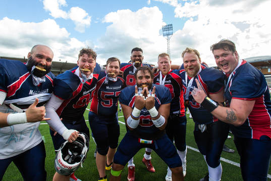 Bläddra bland fler bilder av Amerikansk Fotboll, SM-final, Stockholm Mean Machines - Örebro Black Knights