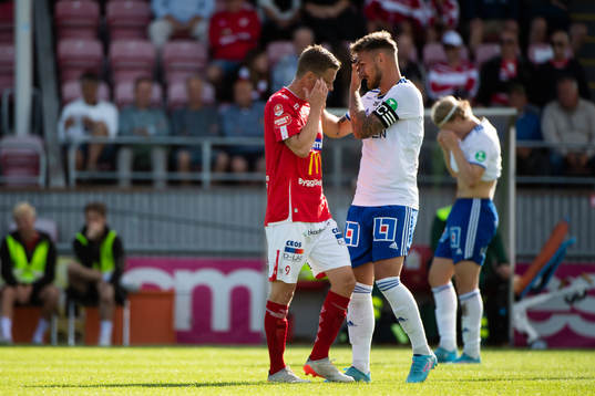 Degerfors Johan Bertilsson och IFK Norrköpings Linus