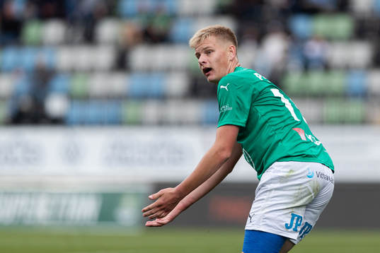 Jönköpings Södras Arvid Eriksson reagerar