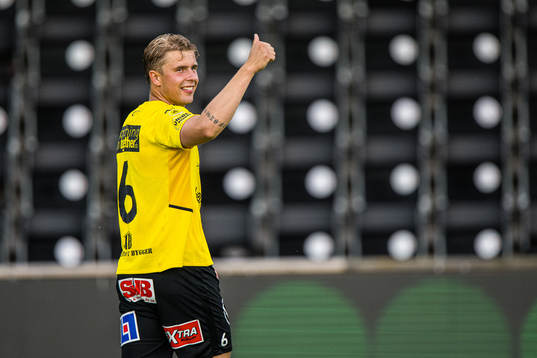 Mjällbys Magnus Wørts jublar