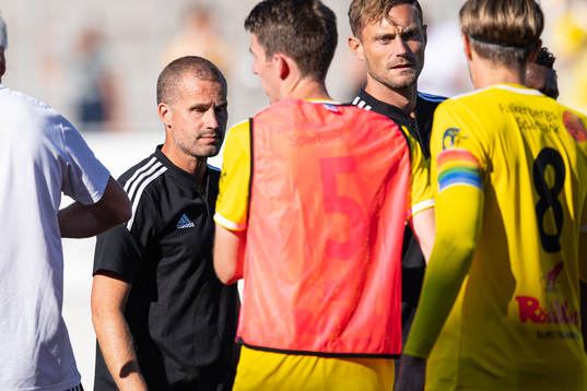 Falkenbergs tränare Christoffer Andersson
