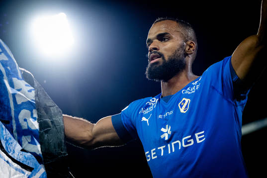 Halmstads Phil Ofosu-Ayeh jublar