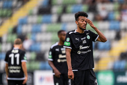 Västerås SKs Alex Douglas deppar