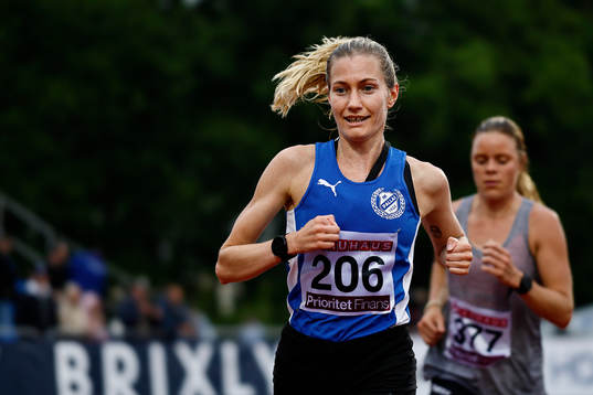 Julia Nilsson IK Pallas trea på 10 000 m