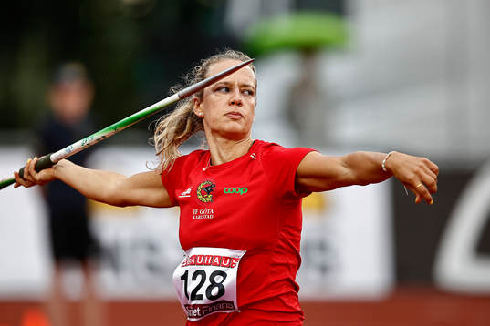 Vinnare i spjut Carolin Näslund IF Göta Karlstad