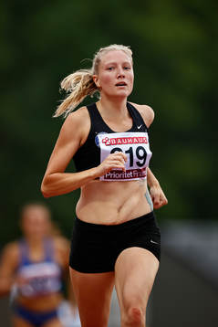 Moa Hjelmer Spårvägens FK i 400 m